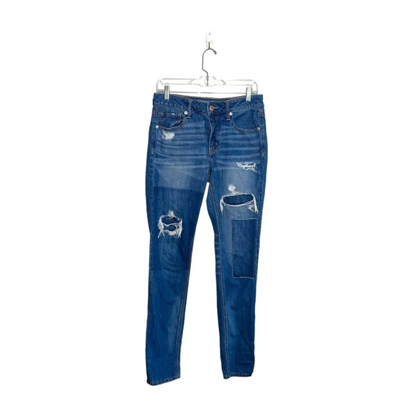 American Eagle Medium Wash Button Fly Destructed Tomgirl Jeans 2 X-long Women’s - Picture 1 of 13